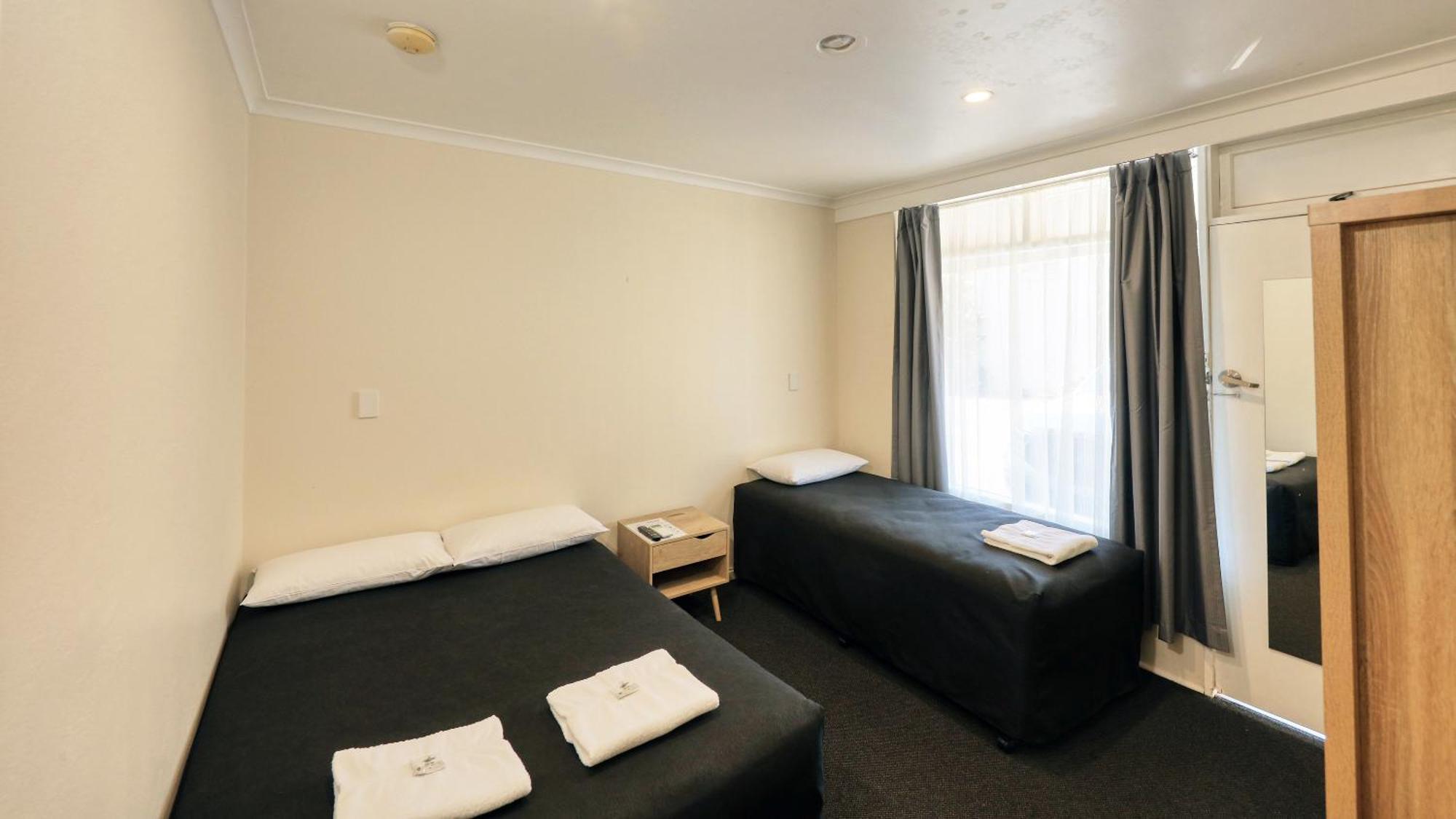 Coachman Hotel Motel พาร์กส์ ภายนอก รูปภาพ